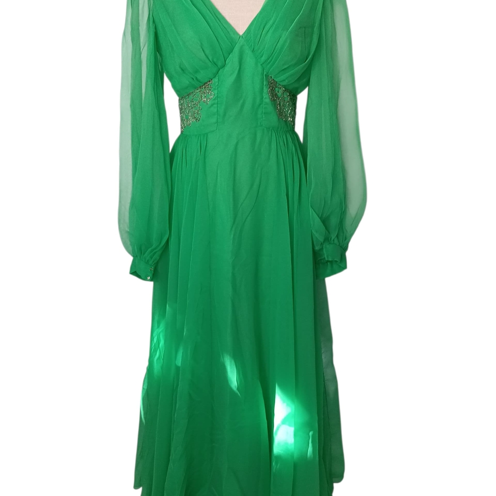 Elegant Green Long Sleeve Dress
